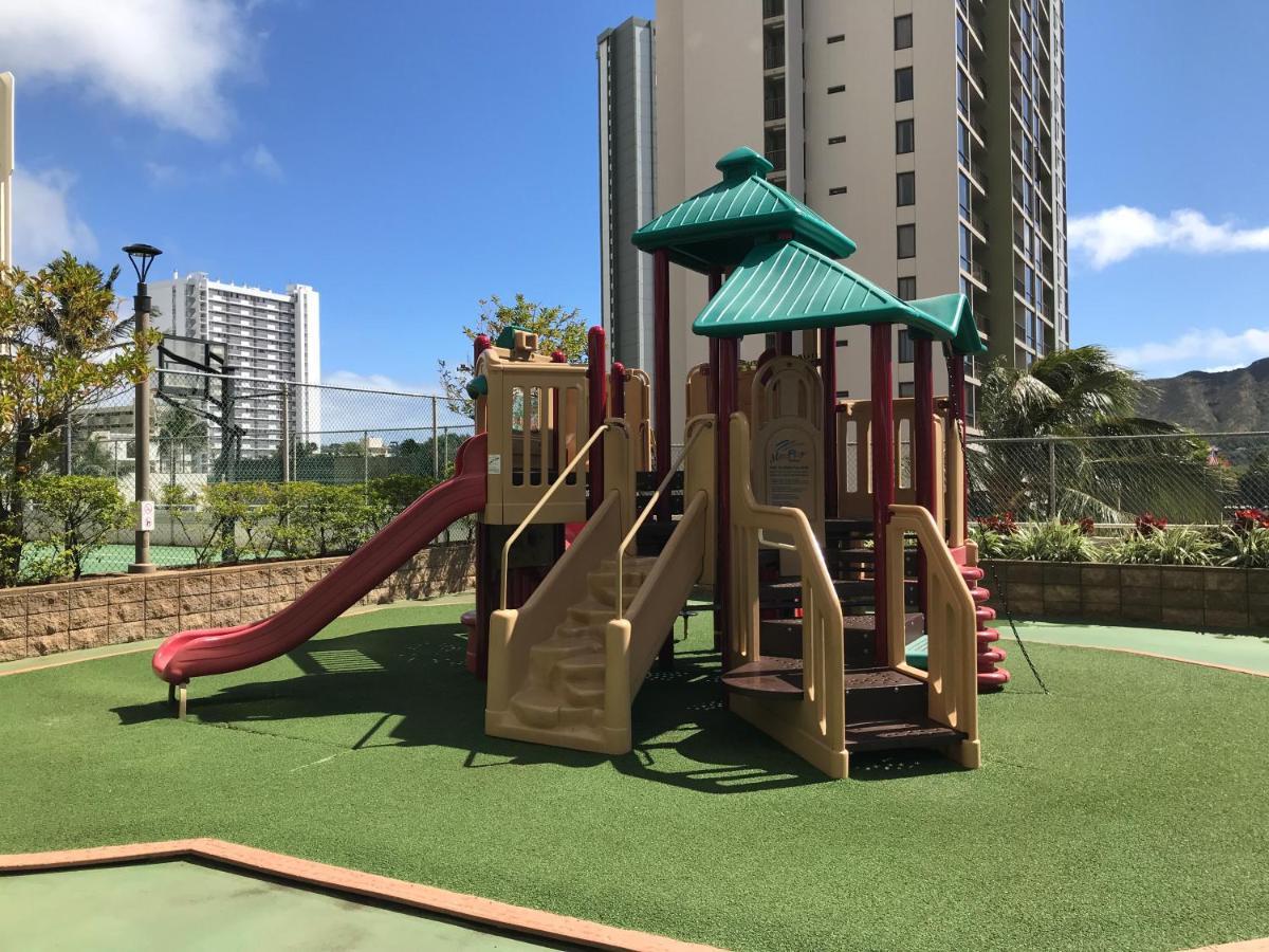 Beautiful 1Br, Steps To Waikiki Beach And Parking Honolulu Exterior photo