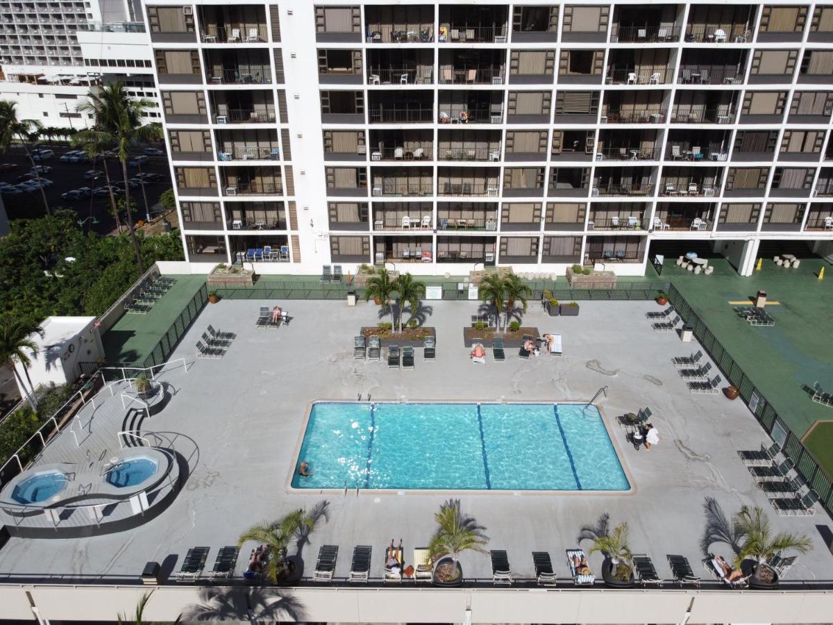 Beautiful 1Br, Steps To Waikiki Beach And Parking Honolulu Exterior photo