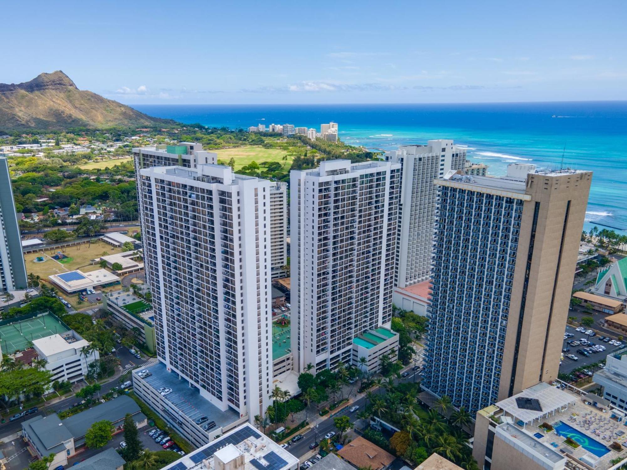 Beautiful 1Br, Steps To Waikiki Beach And Parking Honolulu Exterior photo