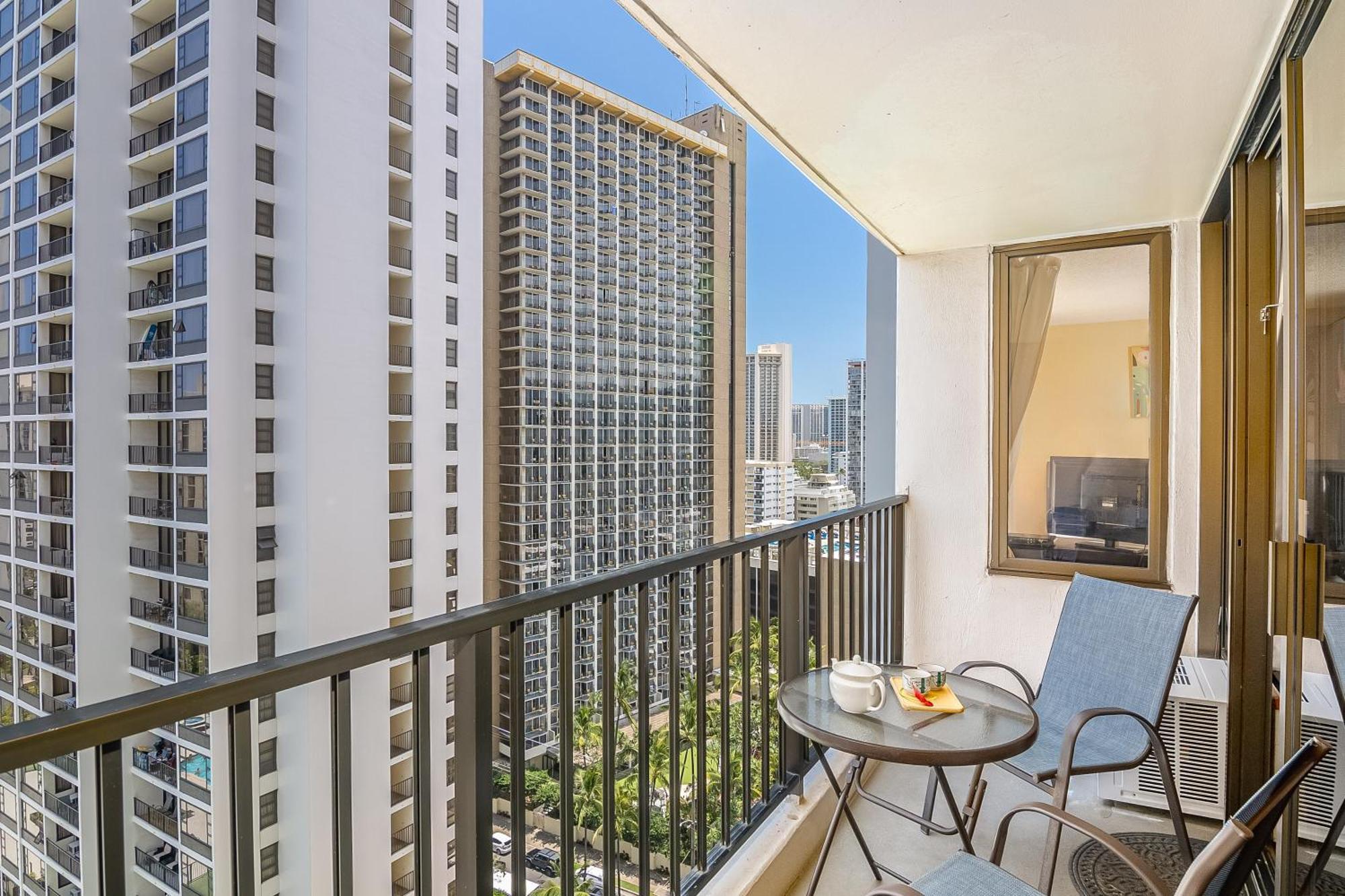 Beautiful 1Br, Steps To Waikiki Beach And Parking Honolulu Exterior photo