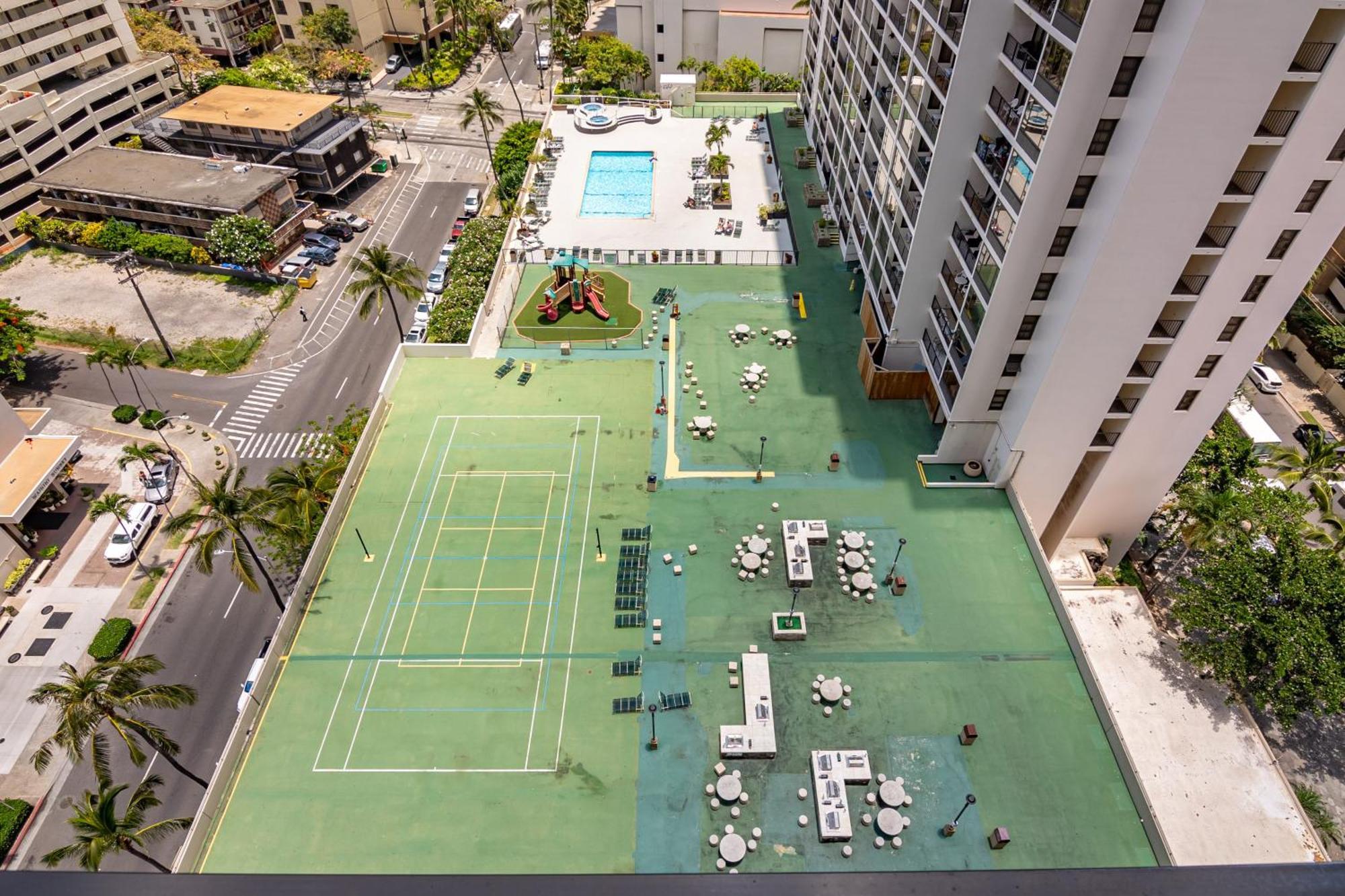 Beautiful 1Br, Steps To Waikiki Beach And Parking Honolulu Exterior photo