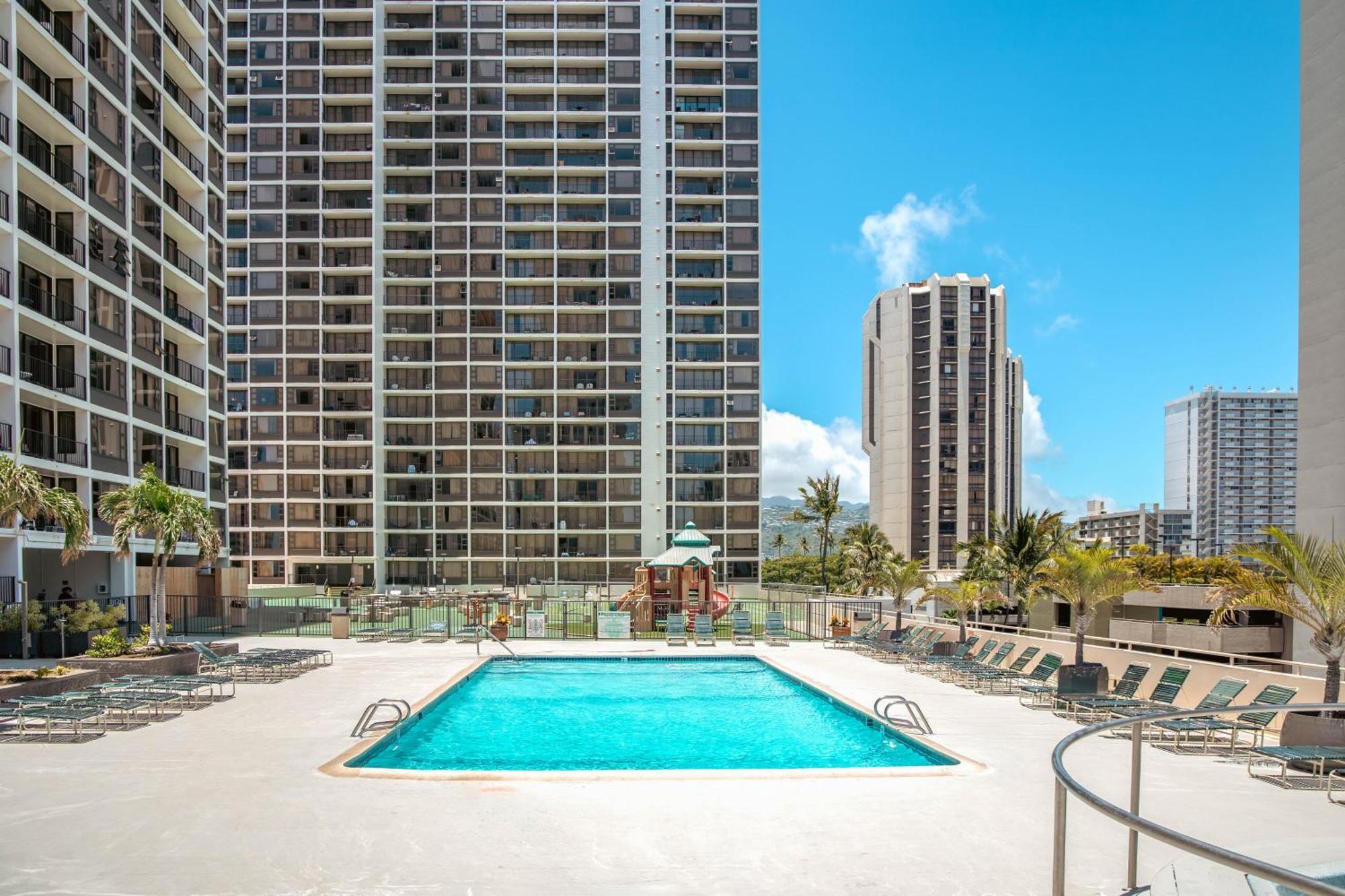 Beautiful 1Br, Steps To Waikiki Beach And Parking Honolulu Exterior photo