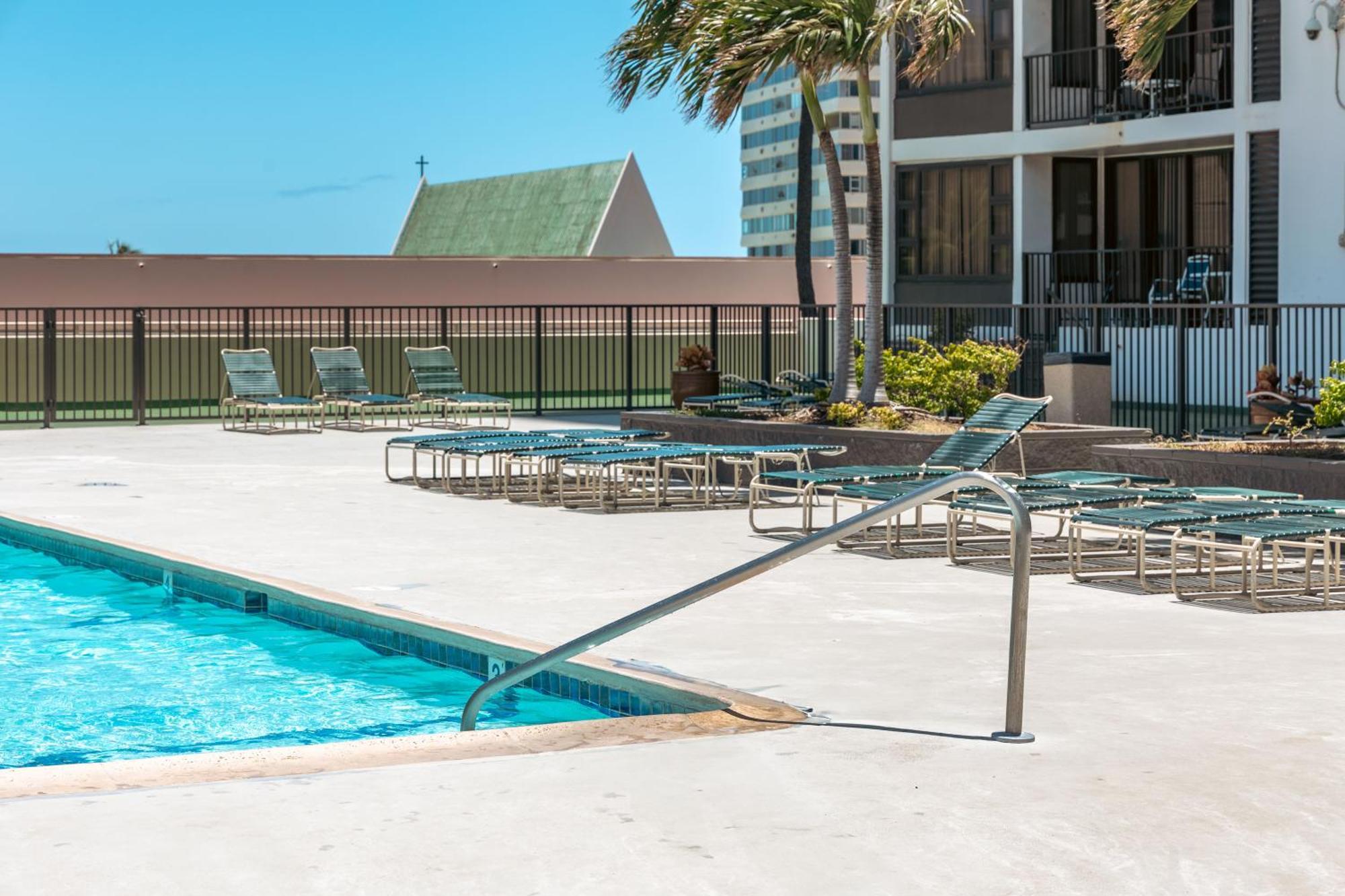 Beautiful 1Br, Steps To Waikiki Beach And Parking Honolulu Exterior photo
